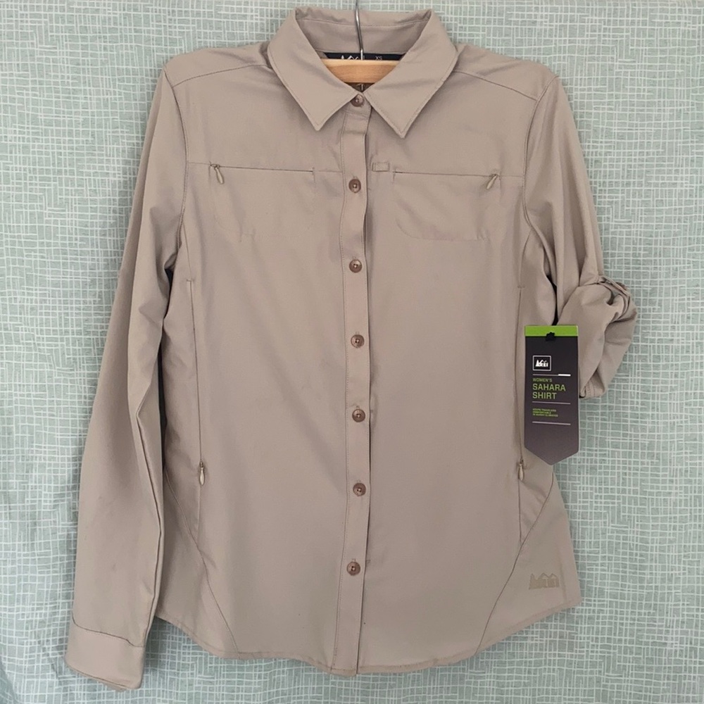 NWT REI Women’s Sahara Travel UPF Shirt SZ XS